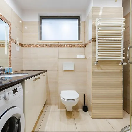 Marina Cosy By Bookinghost *